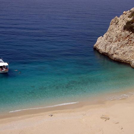 Akkin Pansiyon Hotel Kaş Eksteriør billede