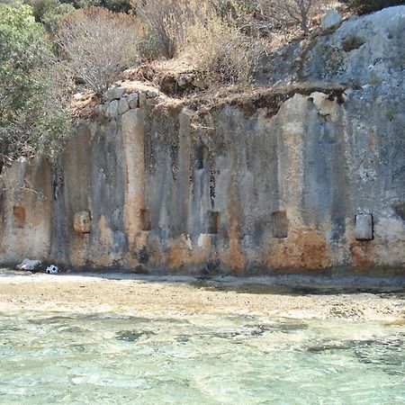 Akkin Pansiyon Hotel Kaş Eksteriør billede
