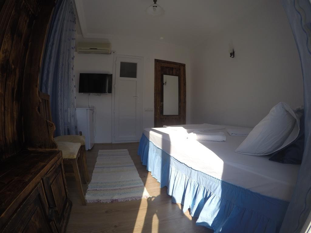 Akkin Pansiyon Hotel Kaş Eksteriør billede