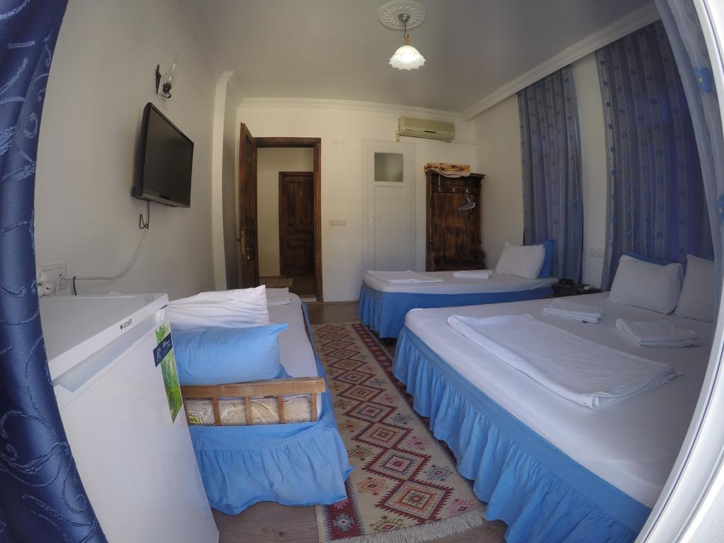Akkin Pansiyon Hotel Kaş Eksteriør billede