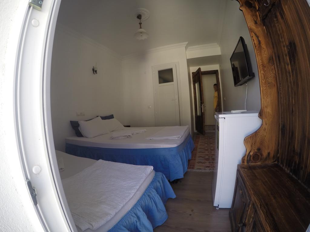 Akkin Pansiyon Hotel Kaş Eksteriør billede