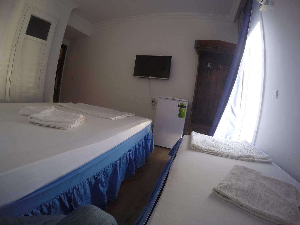 Akkin Pansiyon Hotel Kaş Eksteriør billede