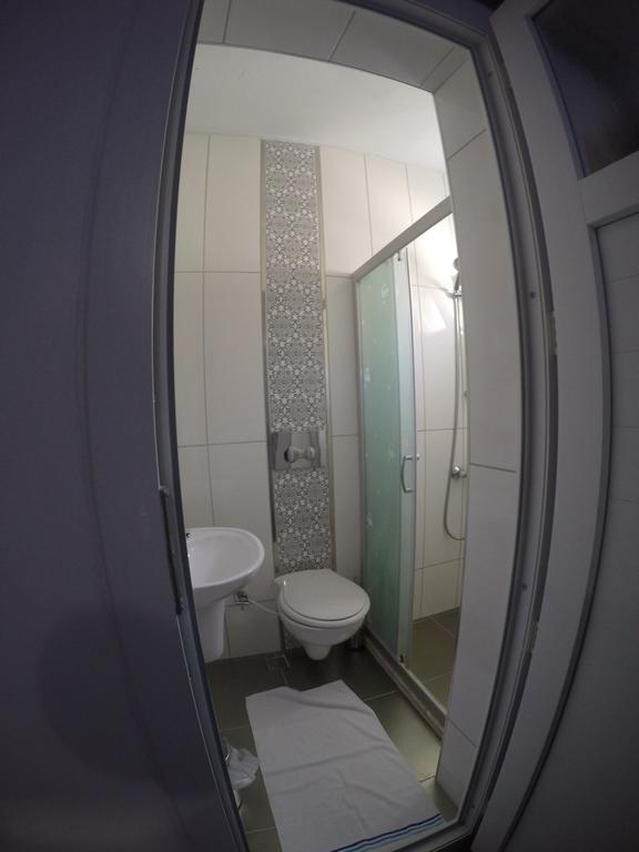 Akkin Pansiyon Hotel Kaş Eksteriør billede